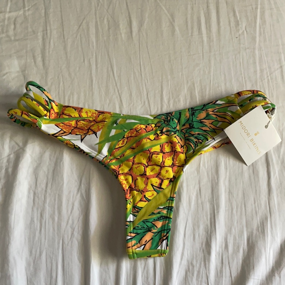 Midori Bikini